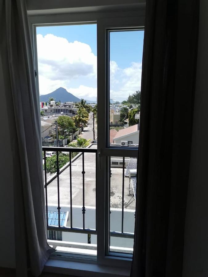 Rayon Vert Bleuphorie Beach Apartment Flic en Flac Exterior photo