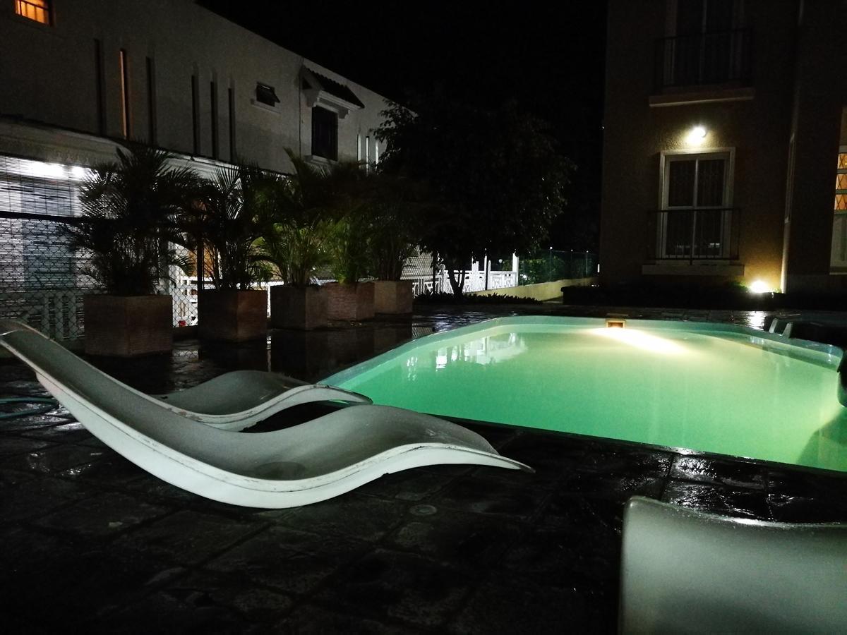 Rayon Vert Bleuphorie Beach Apartment Flic en Flac Exterior photo